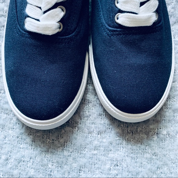 Amazon Essentials | Every Day Sneakers - Picture 2 of 6